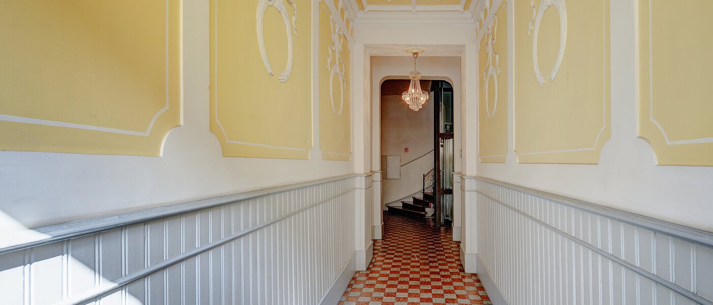 apartment München Haidhausen 01 staircase 308