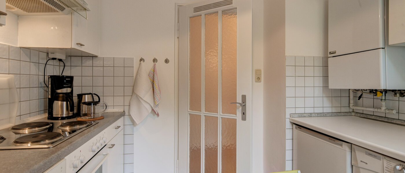 apartment München Schwabing-Nord (zw. Leopoldstraße & Englischen Garten) 04 kitchen 3091