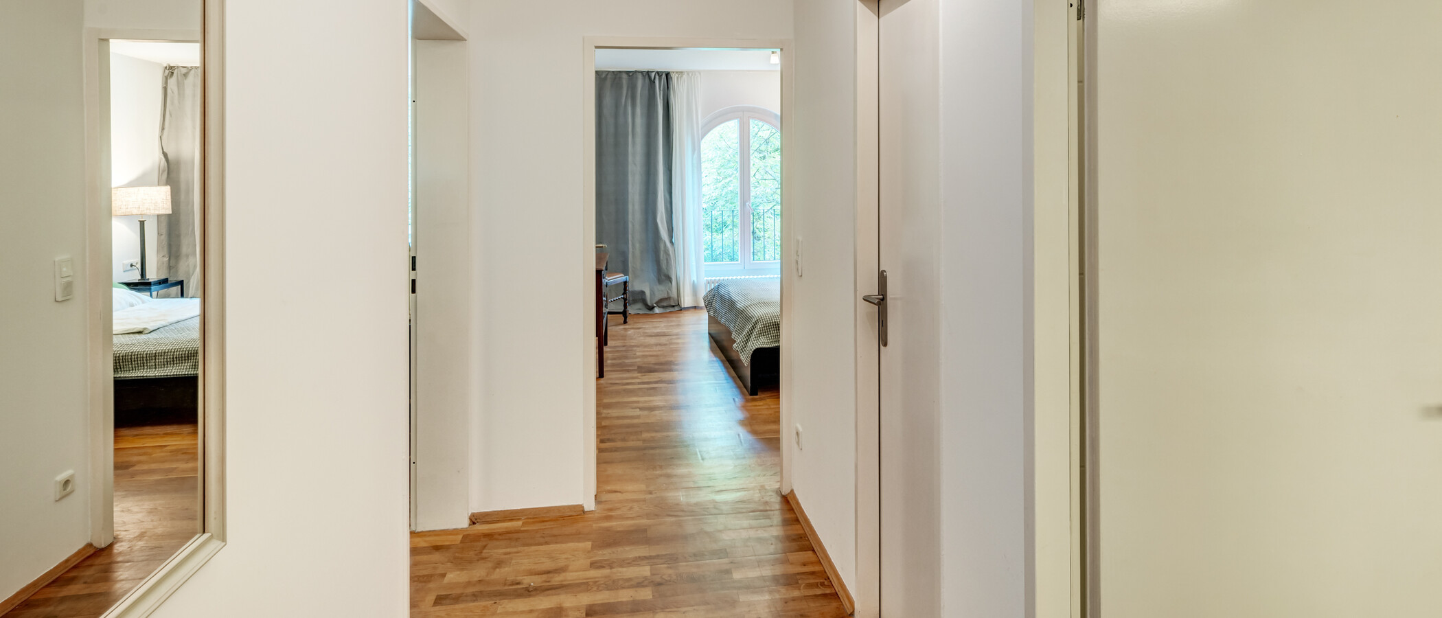 apartment München Glockenbachviertel 01 hall 3097