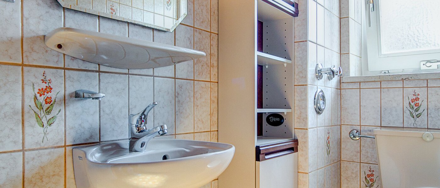 apartment München Solln 02 separate toilet 3122