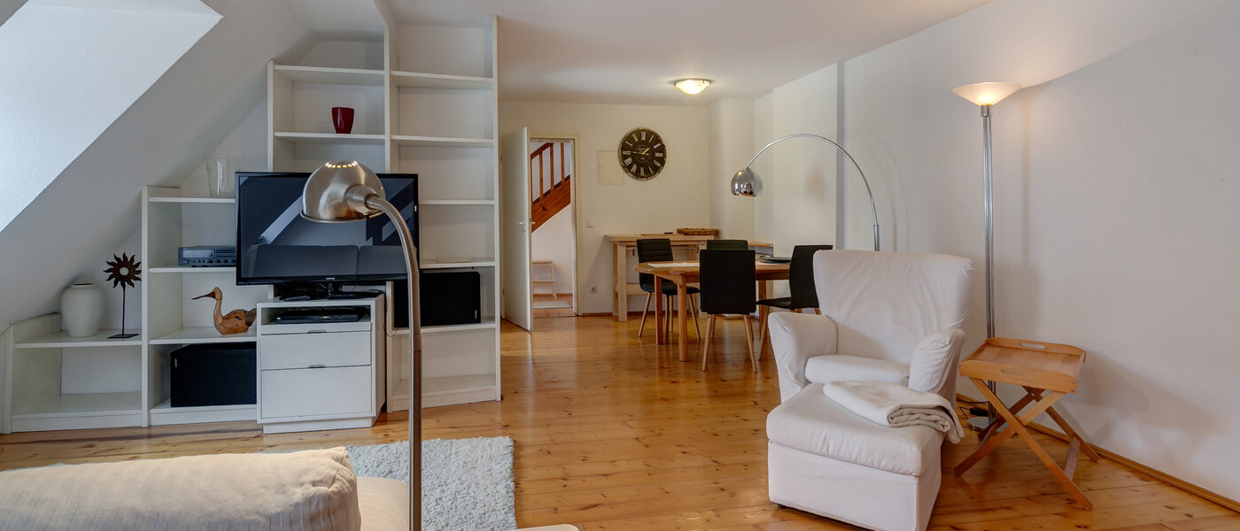 attic apartment München Zentrum 03 living room 3130
