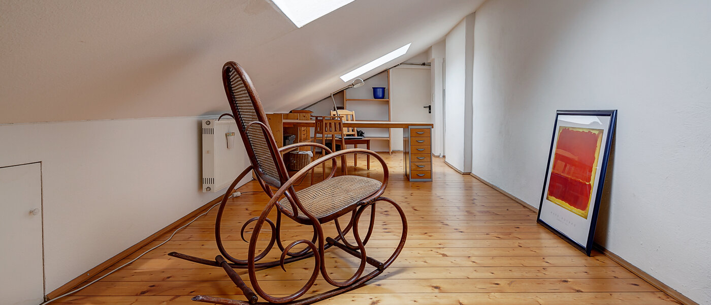 attic apartment München Zentrum 02 office area 3130