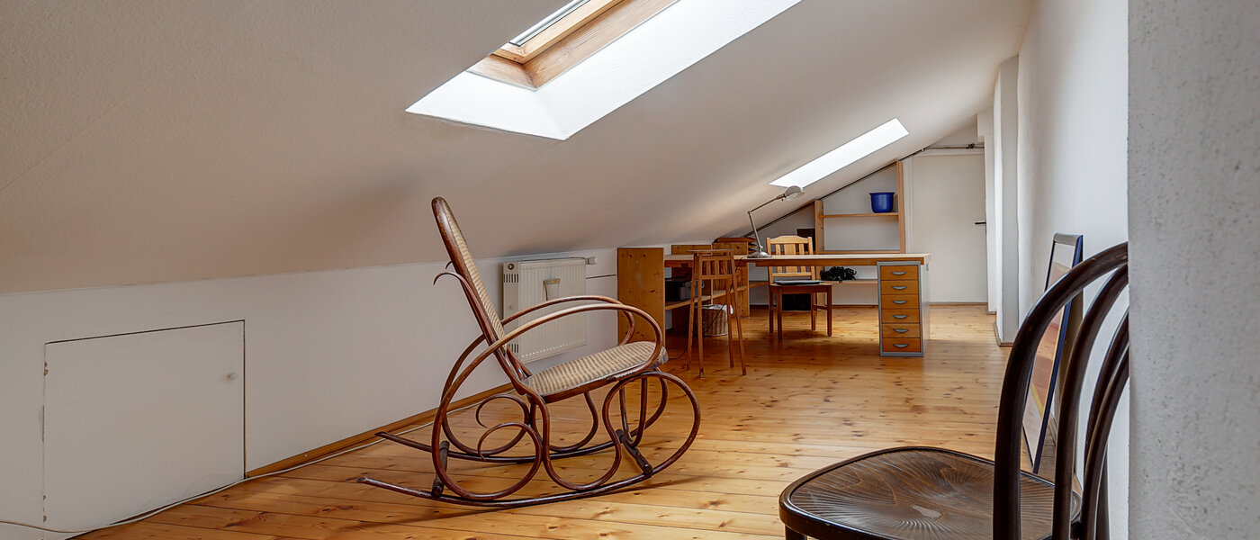 attic apartment München Zentrum 03 office area 3130