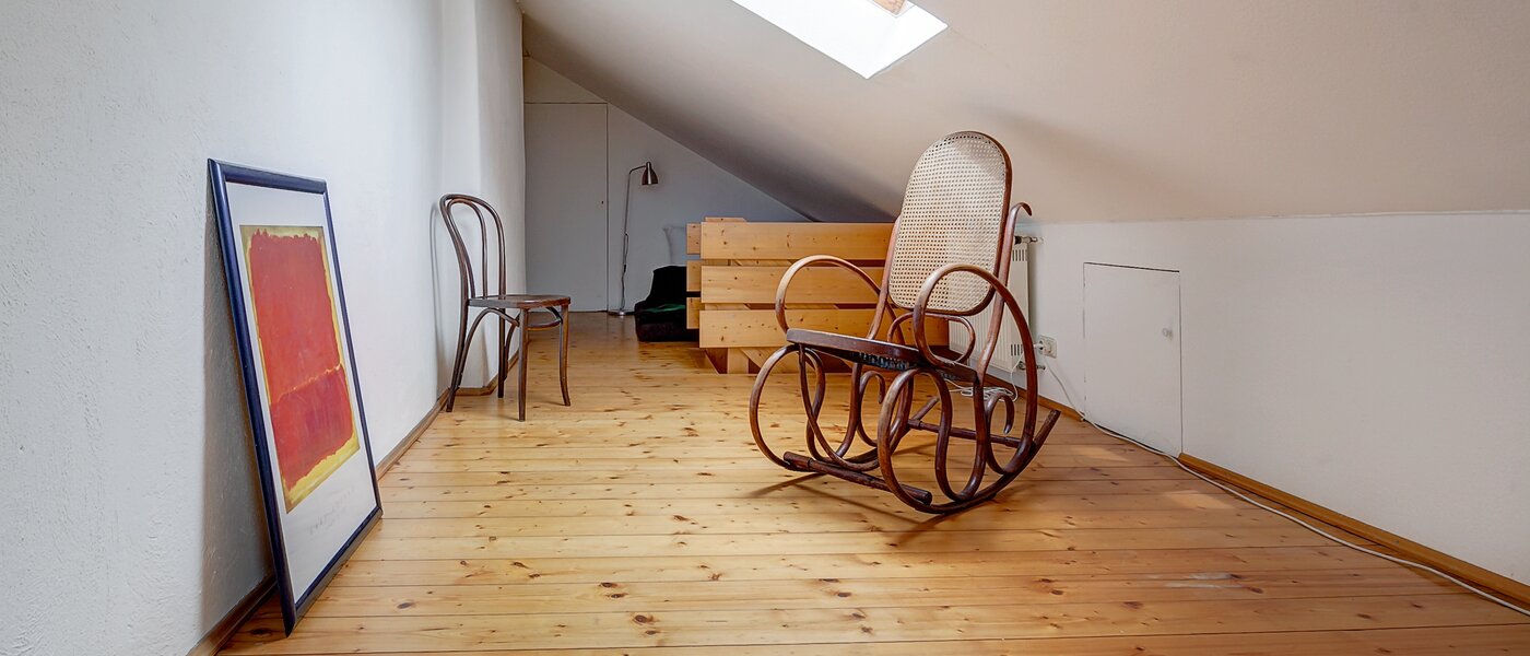 attic apartment München Zentrum 04 office area 3130