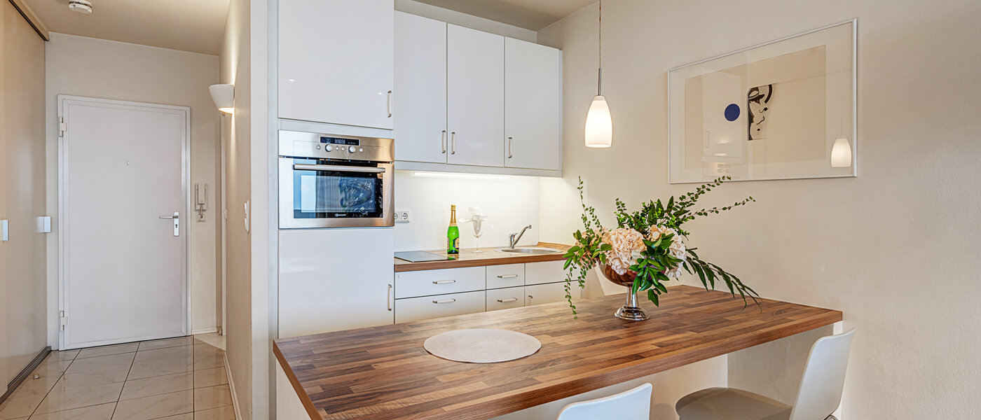 apartment München Moosach 03 kitchen 3142