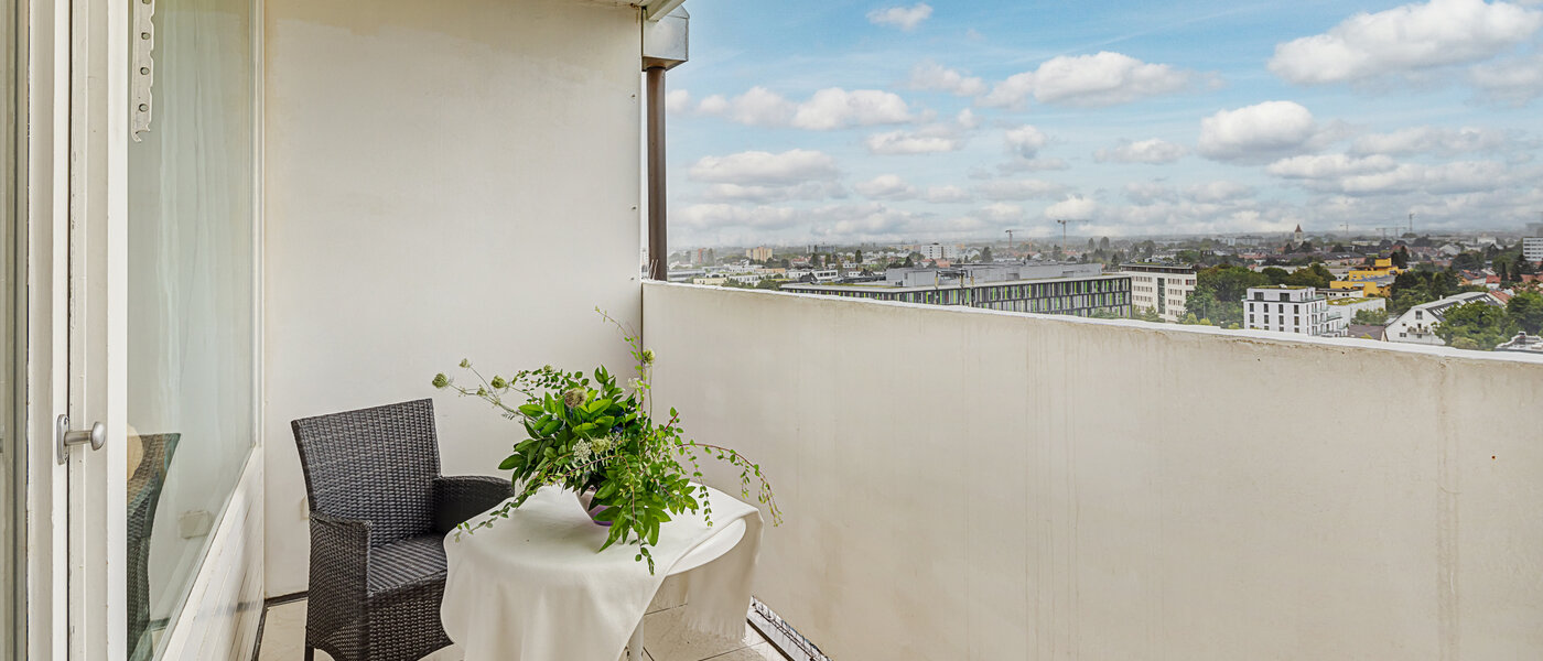 apartment München Moosach 01 balcony 3142