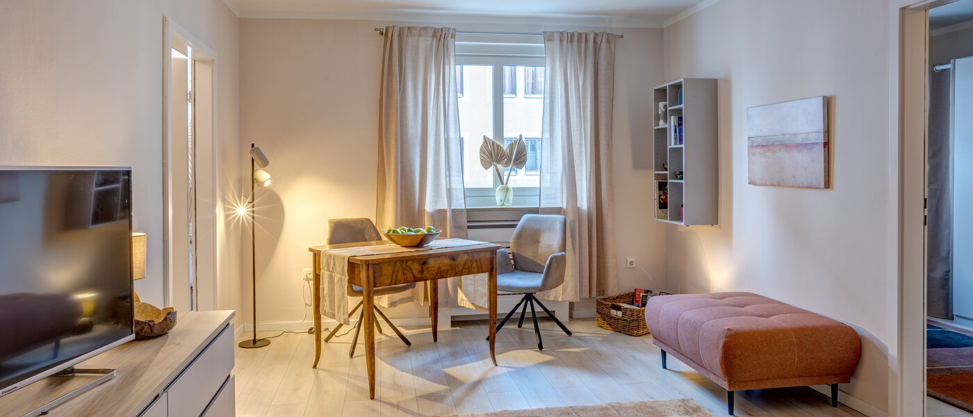 apartment München Schwabing (links der Leopoldstraße) 01 living room 3177