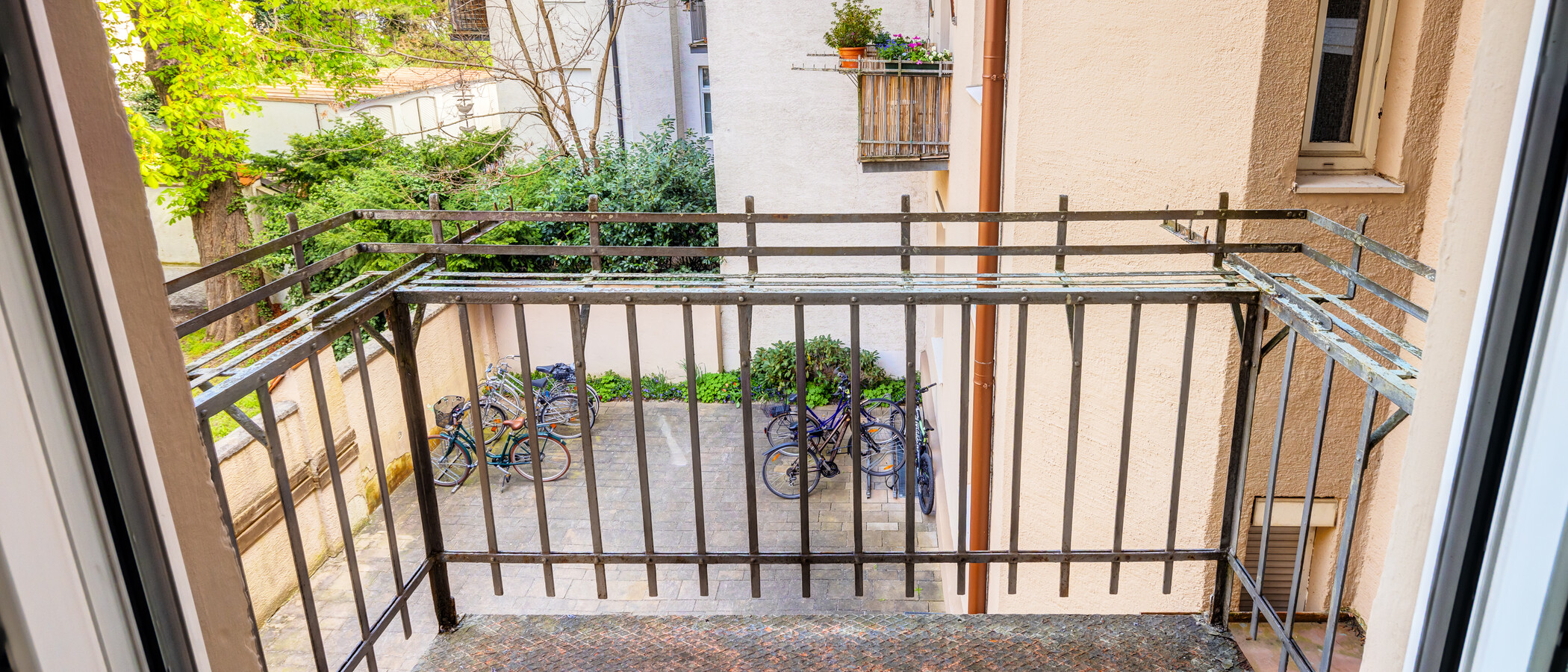 apartment München Schwabing (rechts der Leopoldstraße) 01 balcony 319