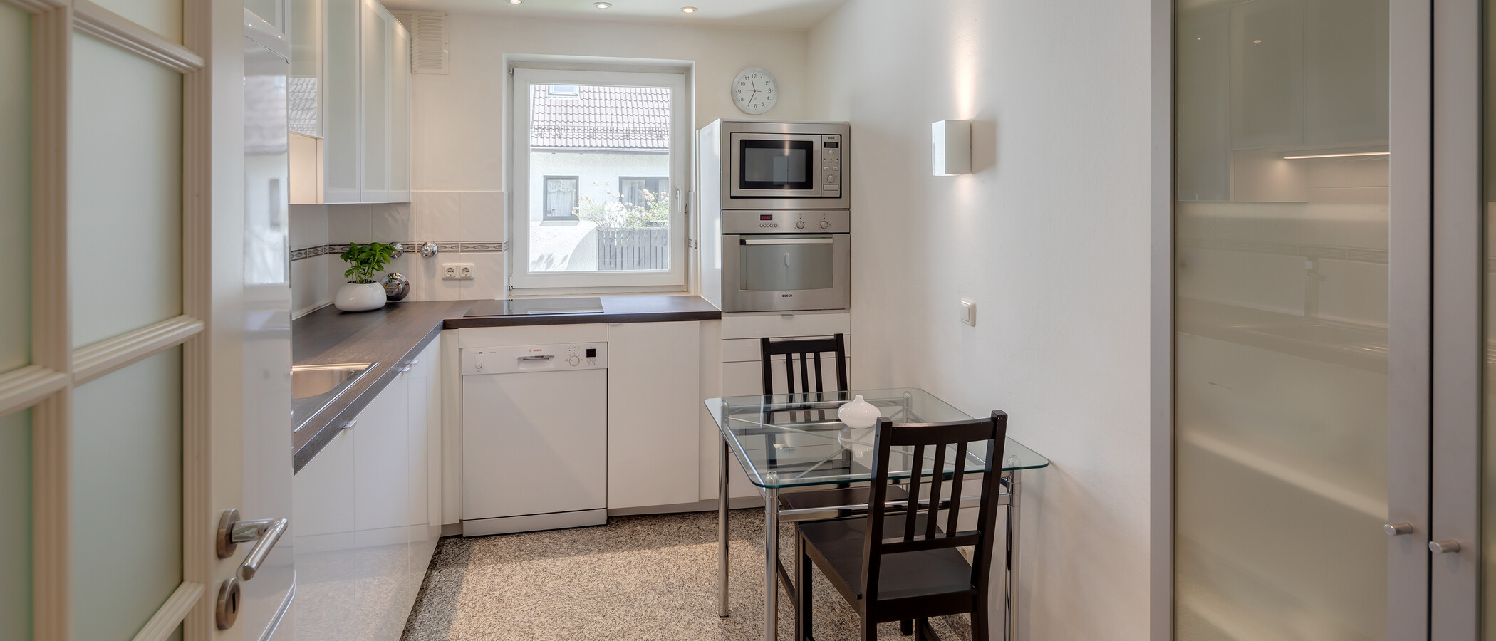 maisonette München Herzogpark 01 kitchen 3249