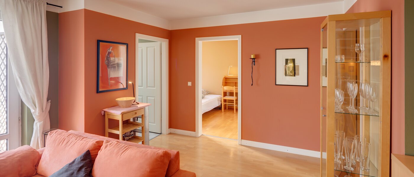 apartment München Neuhausen 03 living area 3288