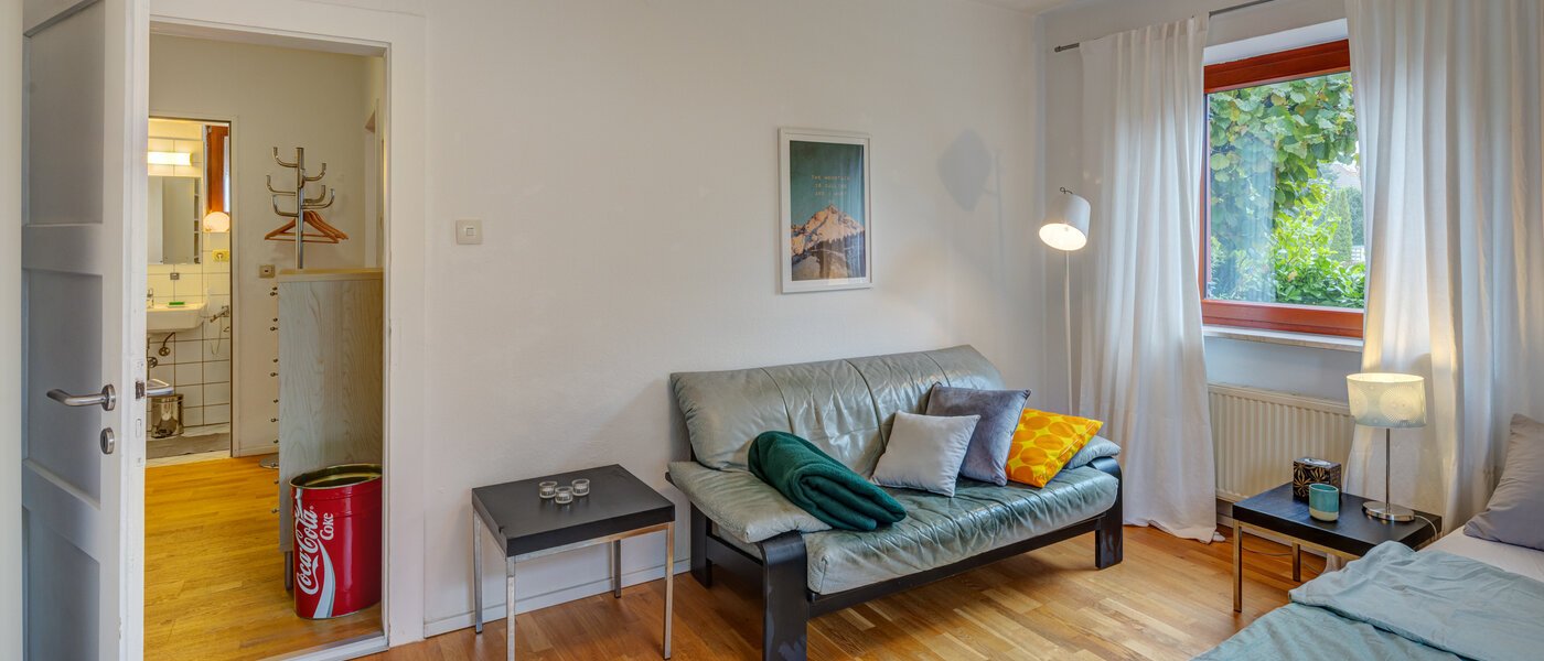 apartment München Trudering 02 living area 3296