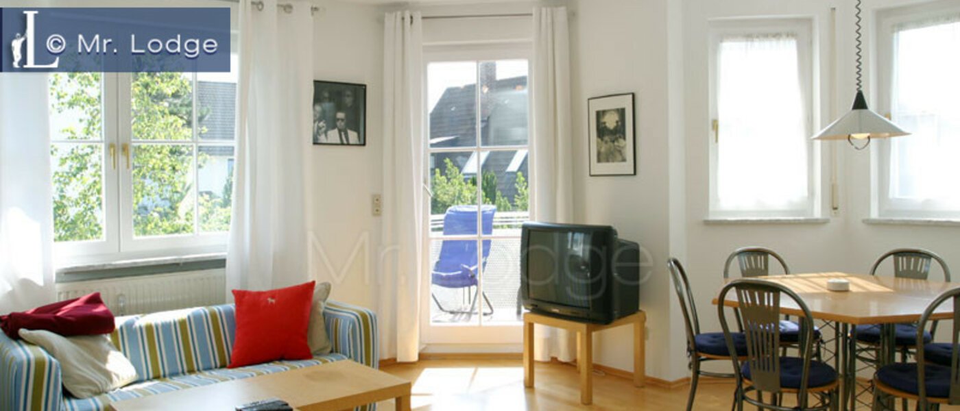 apartment München Trudering 02 living room 3332