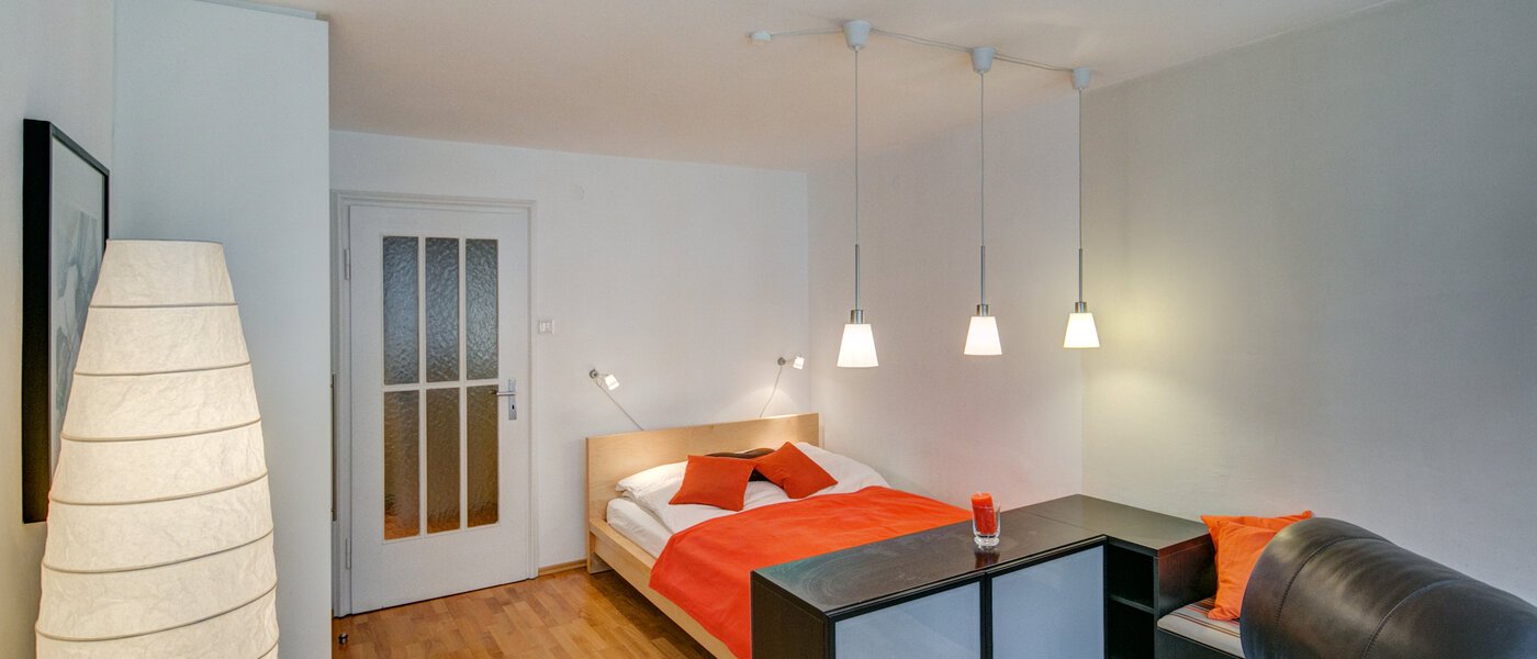 apartment München Altstadt 02 living room 3335