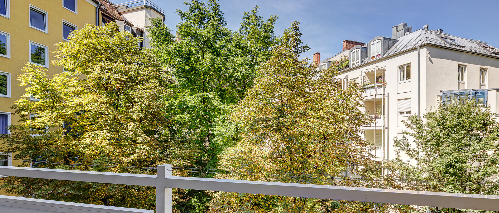 apartment München Herzogpark 02 balcony 3384
