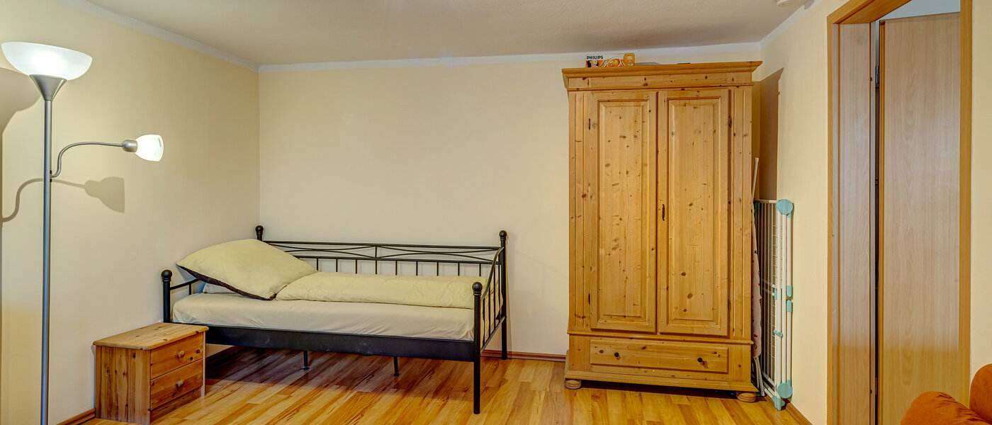 apartment Unterföhring 01 sleeping area 3405