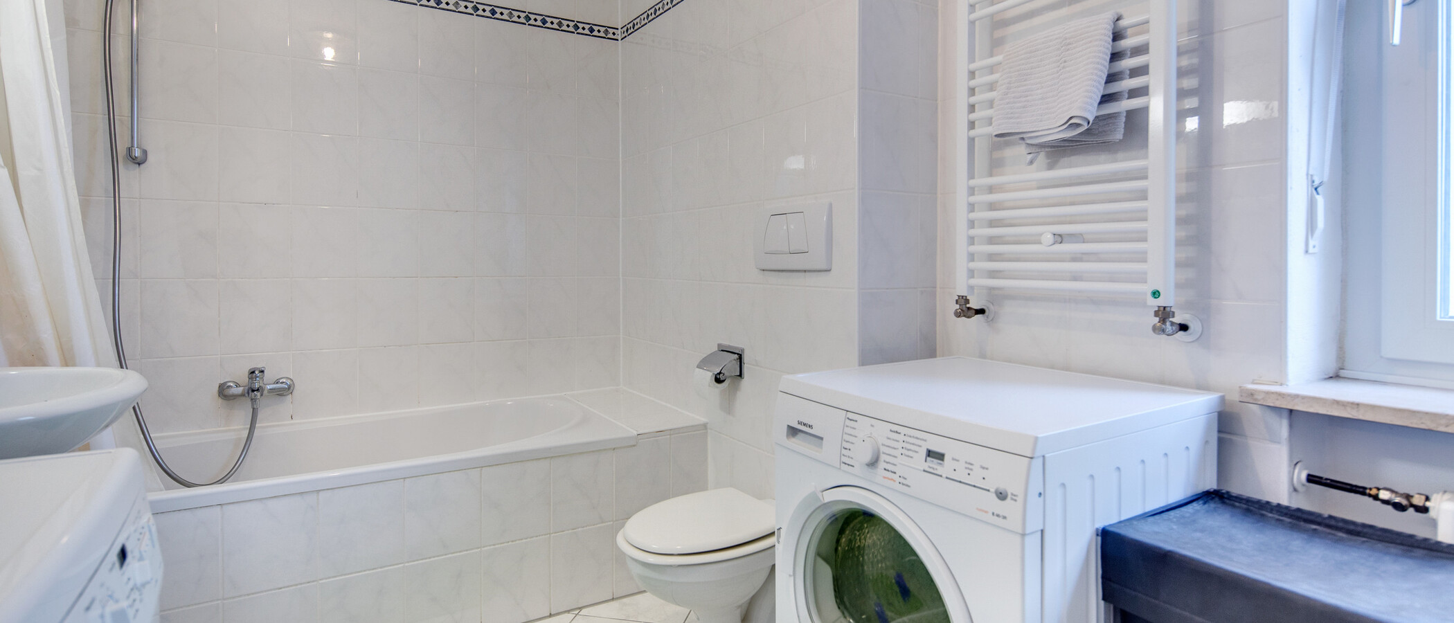 apartment München Schwabing-Nord (zw. Belgrad- & Leopoldstraße) 02 bathroom 342