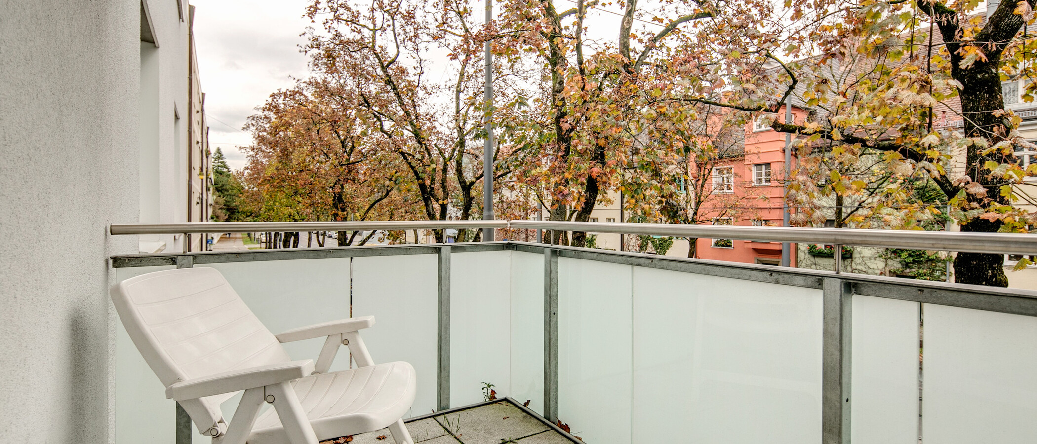 apartment München Schwabing-Nord (zw. Belgrad- & Leopoldstraße) 02 balcony 342