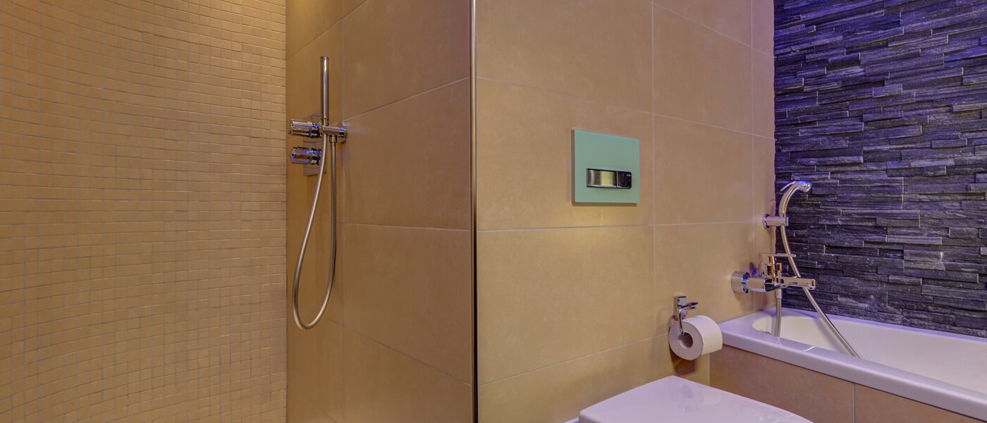 apartment München Neuhausen 06 bathroom 3428