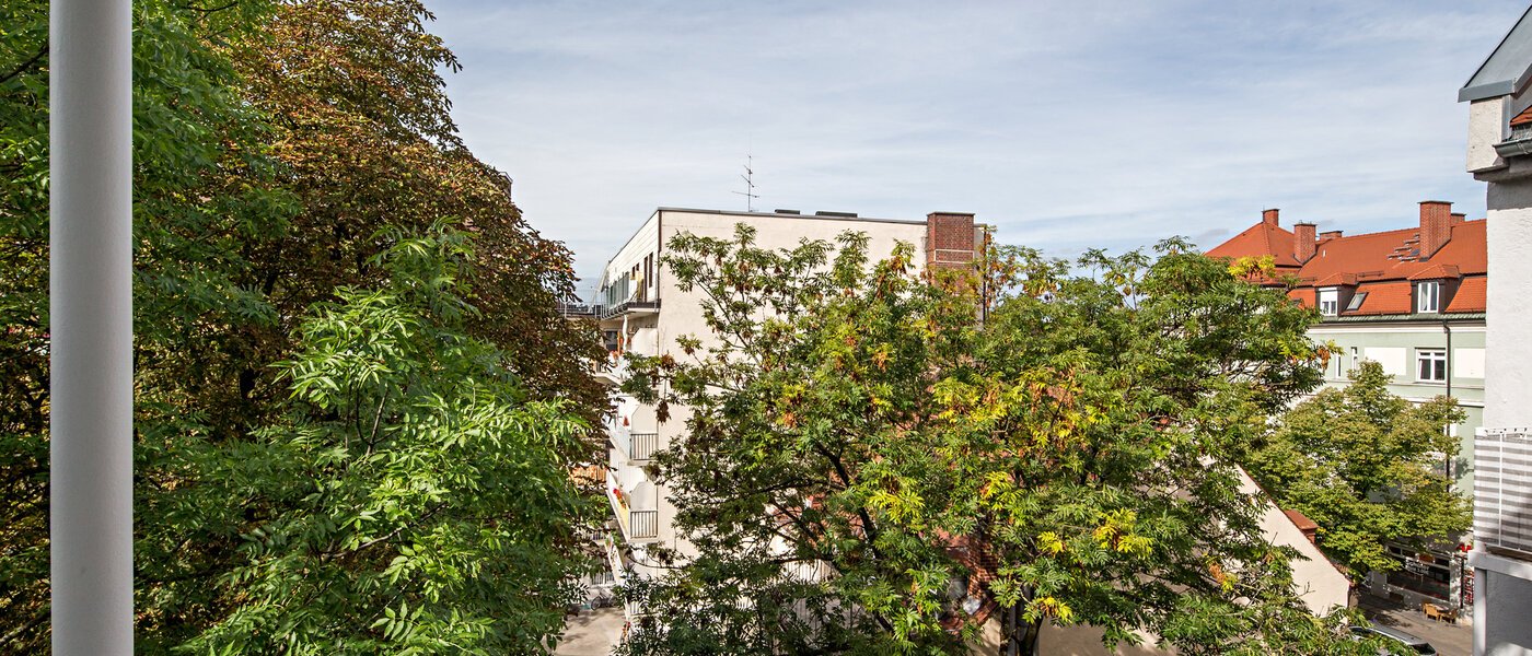 apartment München Neuhausen 01 view 3428