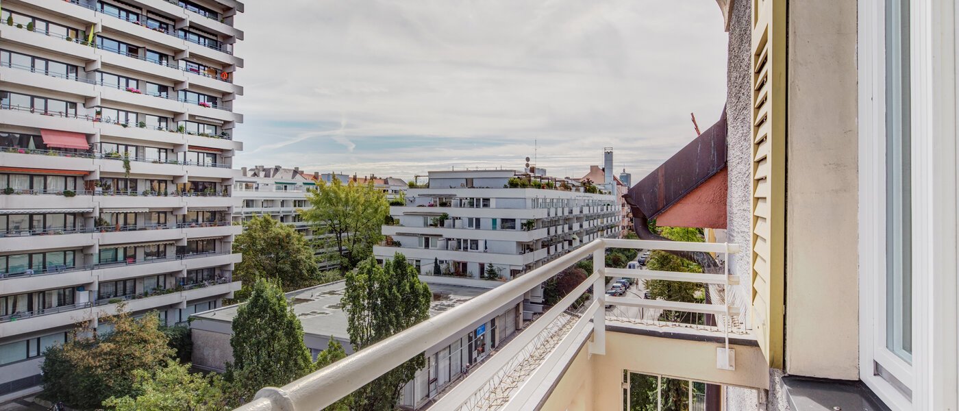 apartment München Neuhausen 01 2. balcony 3428