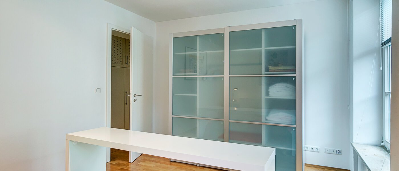 apartment München Gärtnerplatzviertel 03 2. sleeping area 3461