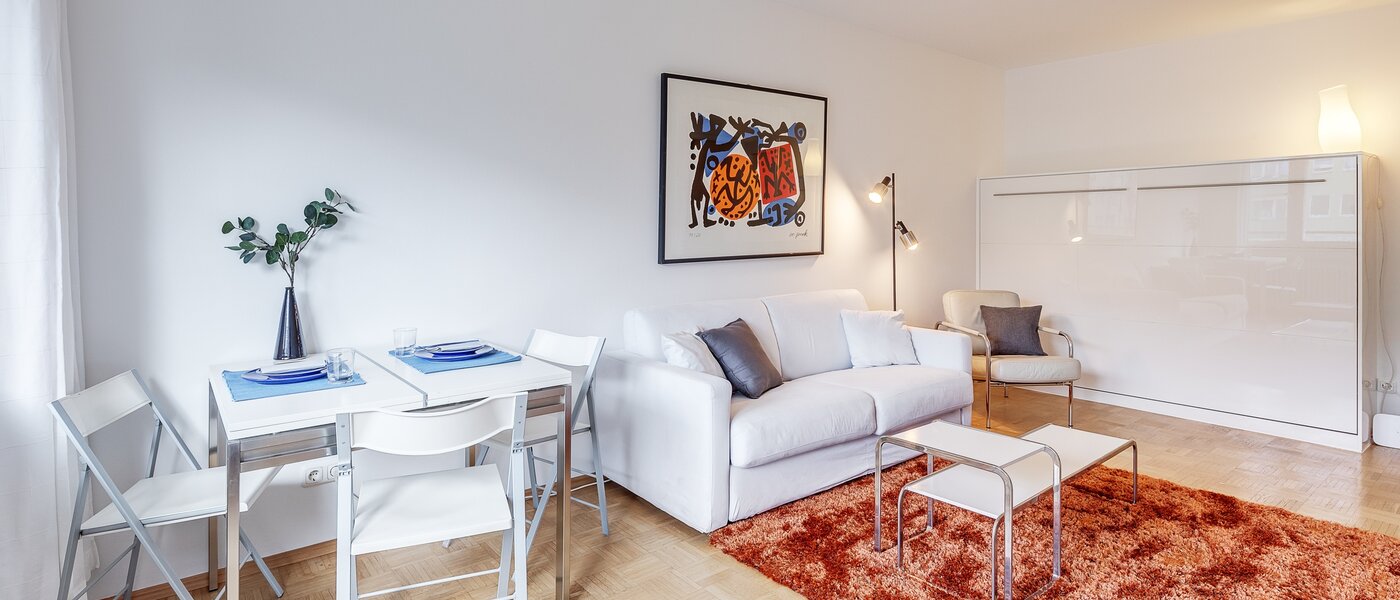 apartment München Neuhausen 04 living area 3464