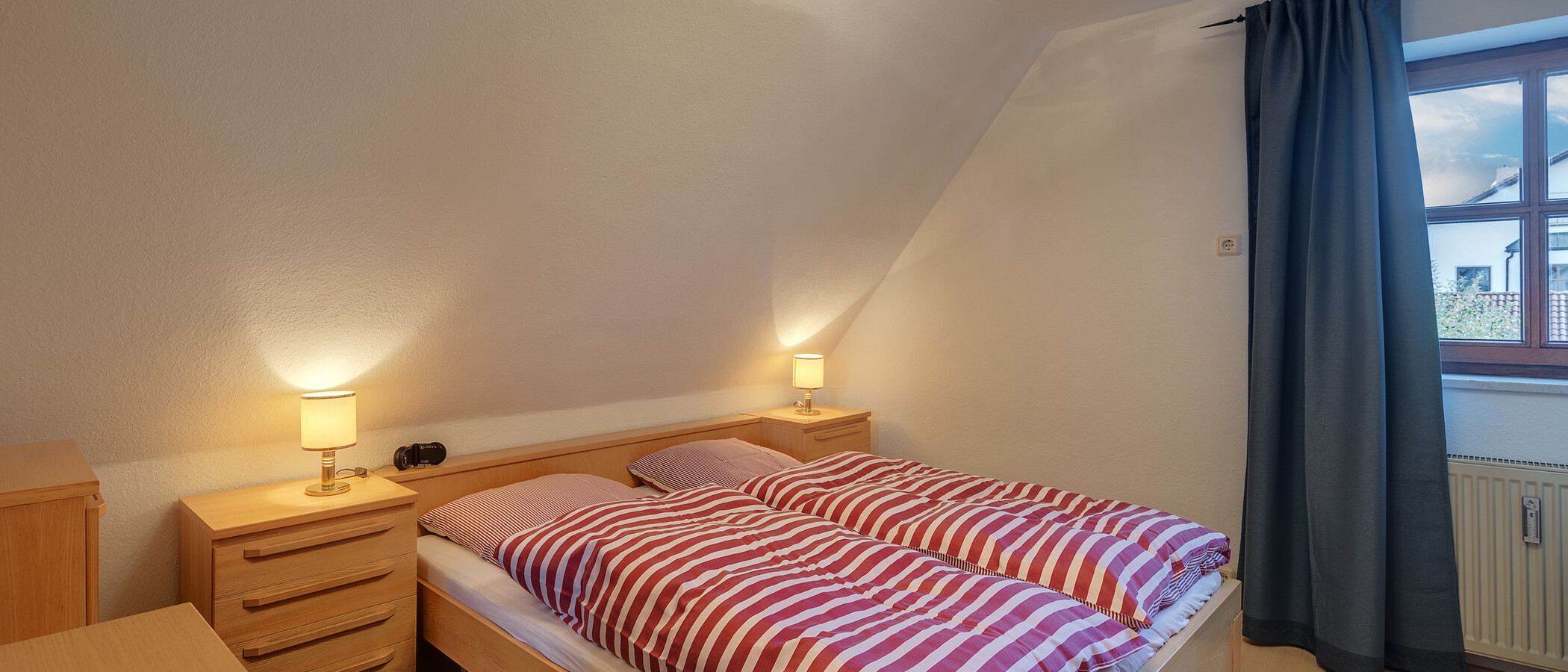 attic apartment Ismaning 01 bedroom 3466