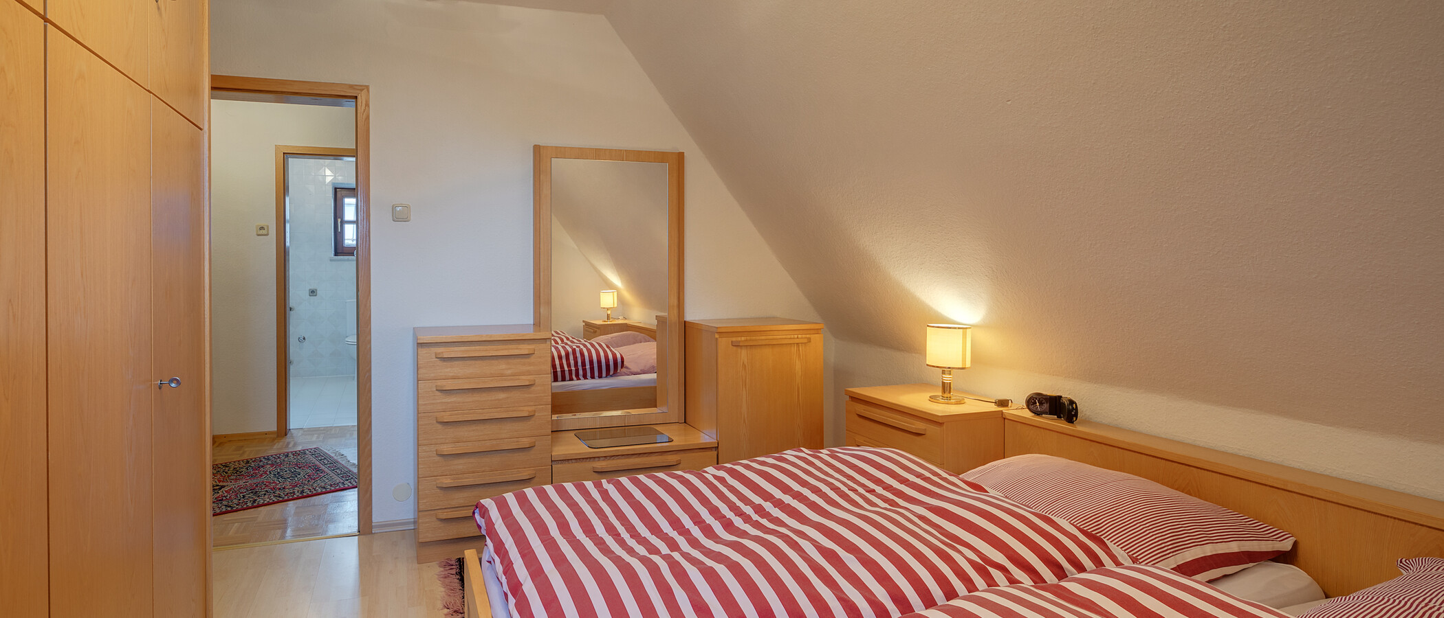 attic apartment Ismaning 03 bedroom 3466