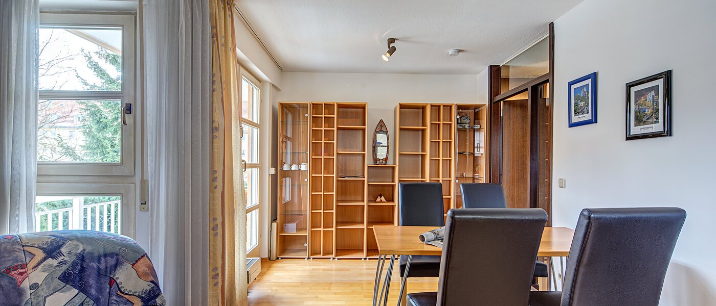 apartment München Thalkirchen 04 living room 3528