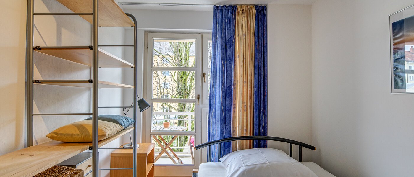 apartment München Thalkirchen 01 sleeping area 3528