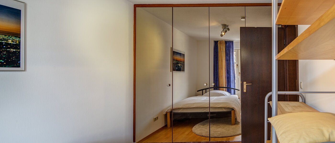 apartment München Thalkirchen 03 sleeping area 3528