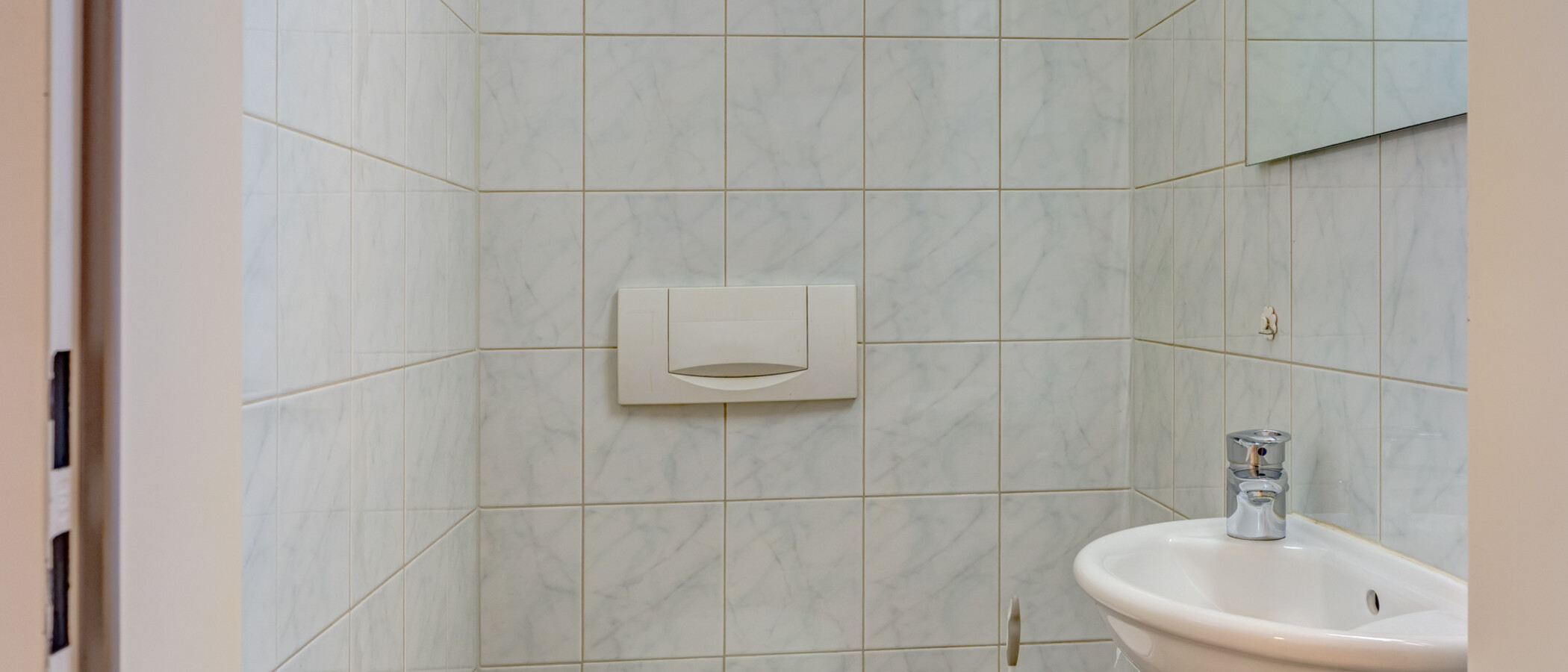 apartment München Maxvorstadt - Museumsviertel 01 separate toilet 3547