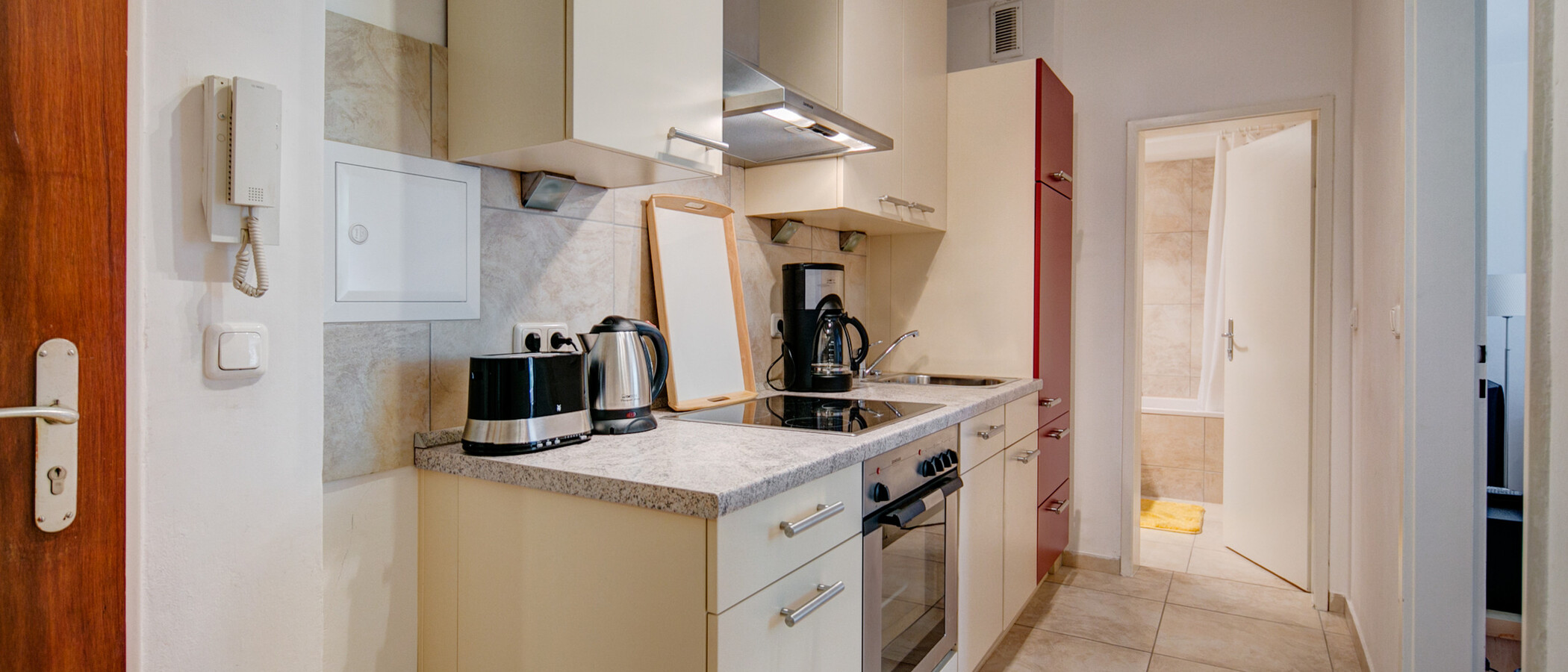 apartment München Schwabing-West (rund um den Hohenzollernplatz) 02 kitchen 3569
