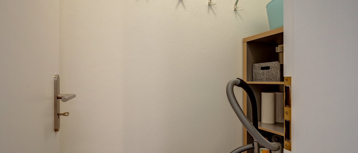 apartment München Schwabing (rechts der Leopoldstraße) 01 storage room 361