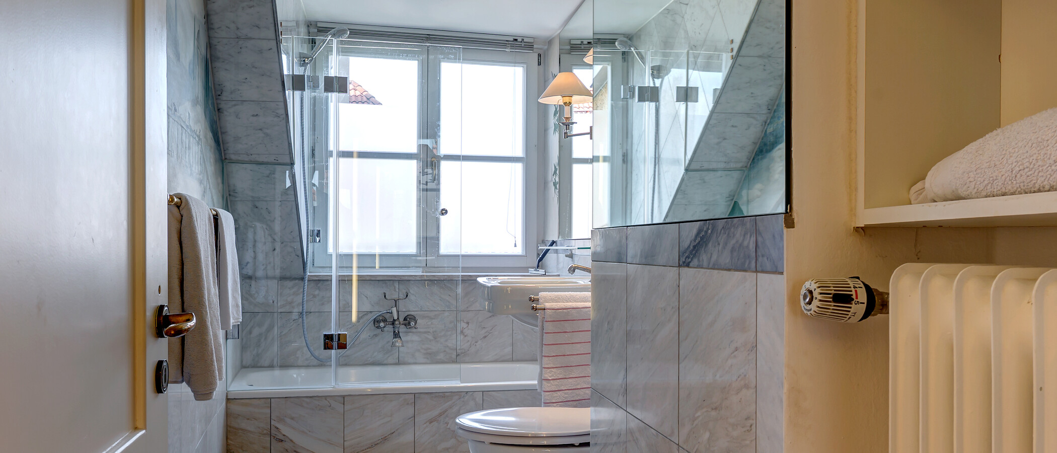 gallery apartment  München Schwabing (links der Leopoldstraße) 02 bathroom 3679