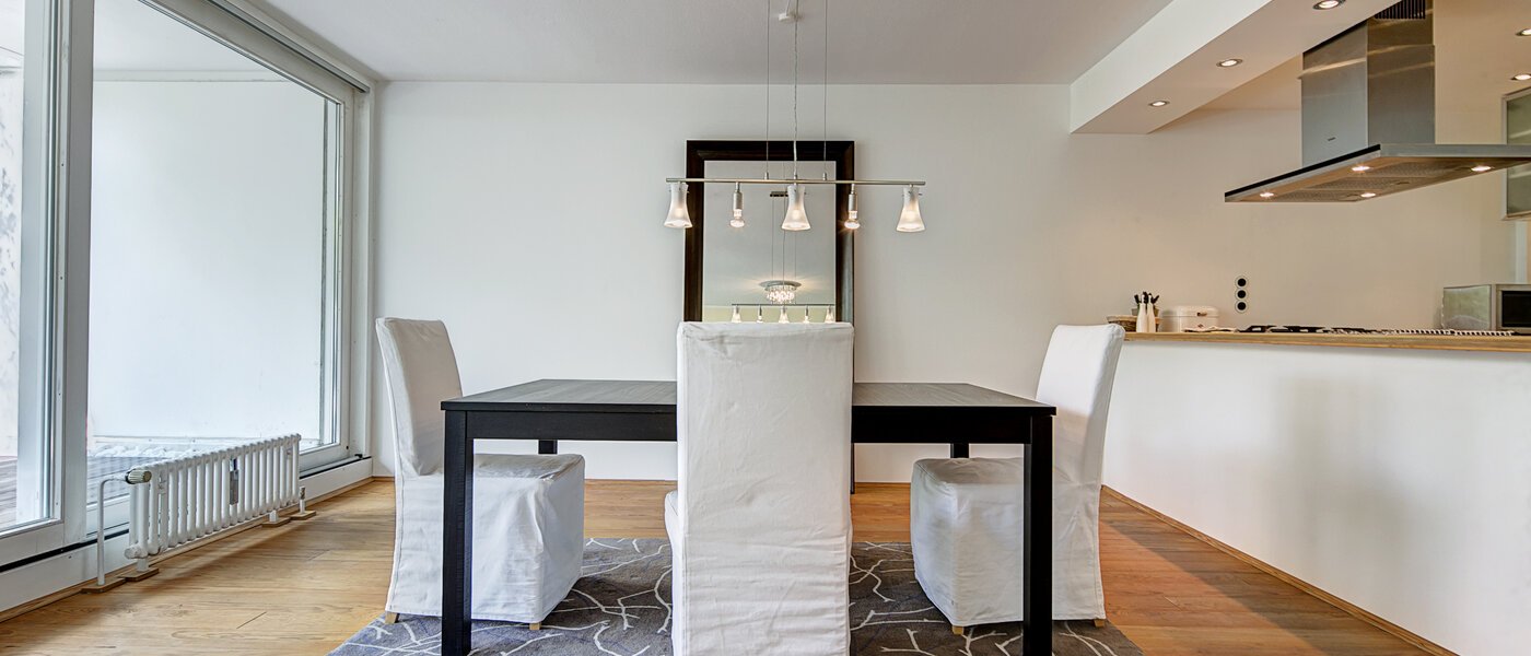 apartment München Olympiadorf 04 living room 3688