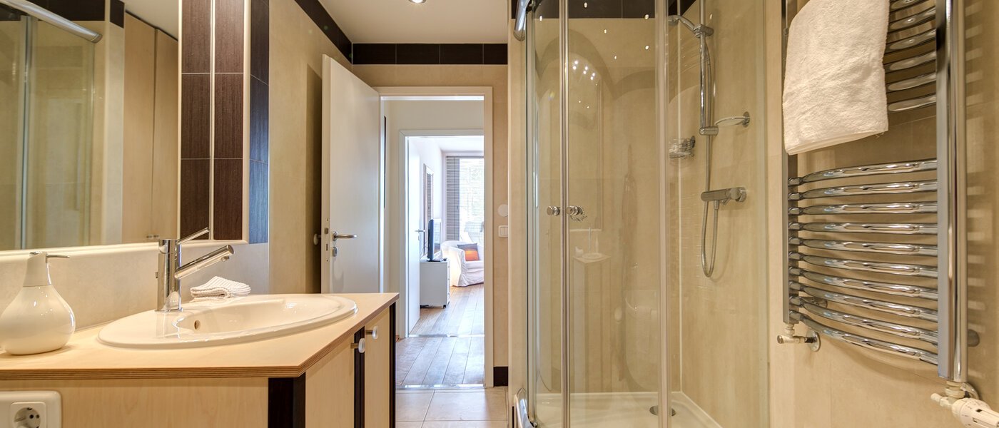 apartment München Olympiadorf 03 bathroom 3688