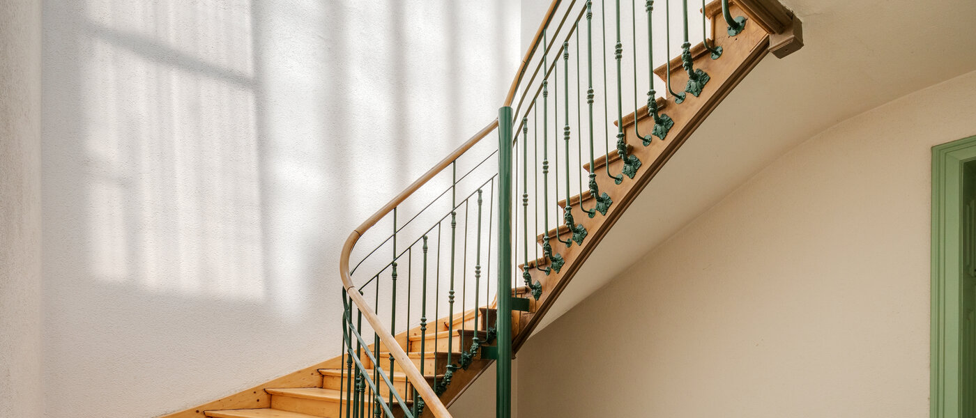 apartment München Gärtnerplatzviertel 01 staircase 3714