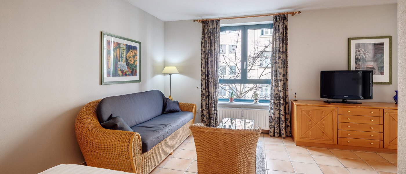 apartment München Maxvorstadt - Westen 02 sleeping area 3764