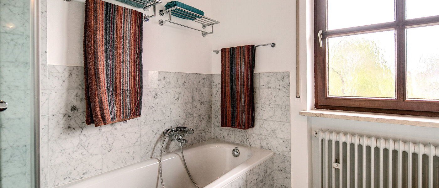 house München Kleinhadern 01 bathroom 3822