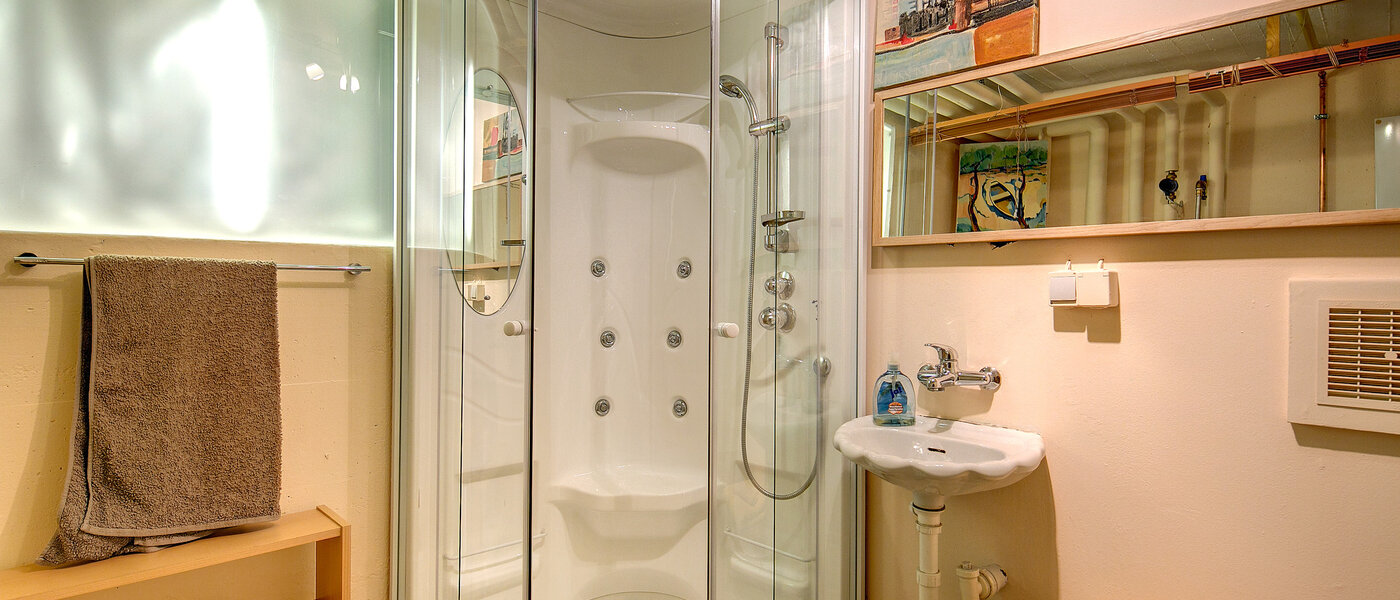 house München Kleinhadern 01 2. bathroom 3822