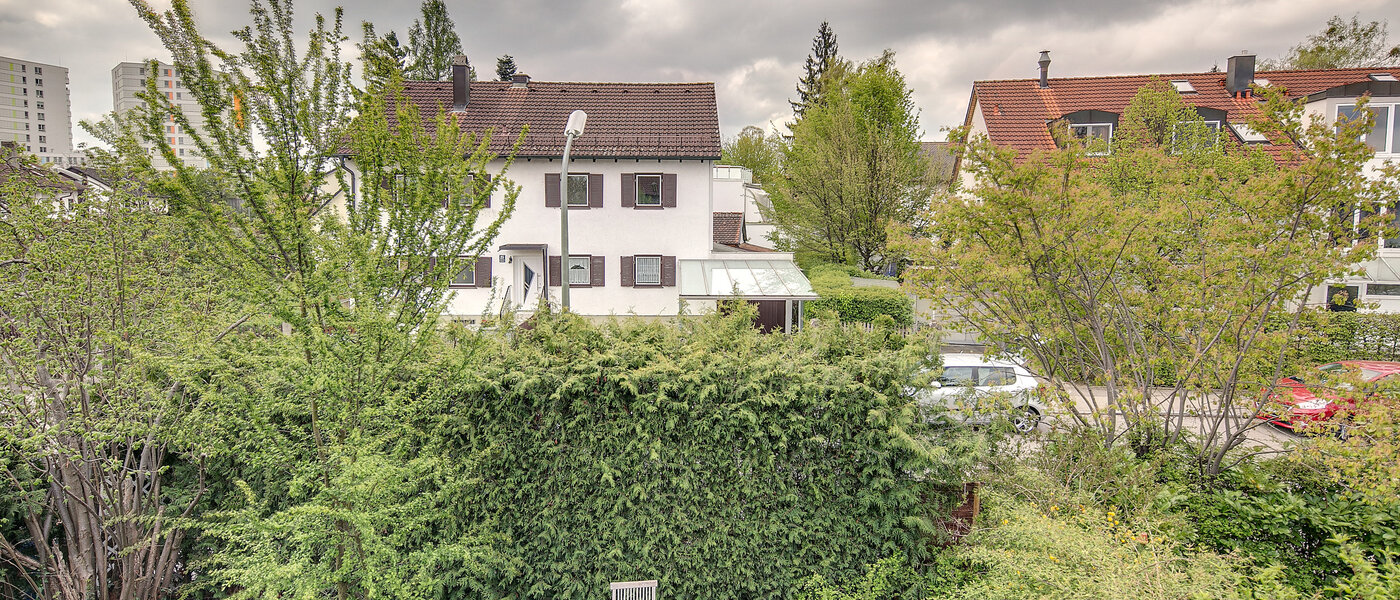 house München Kleinhadern 01 view 3822