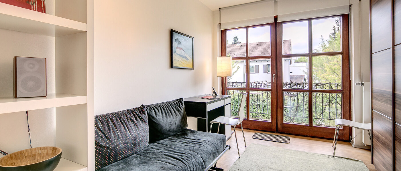 house München Kleinhadern 02 guest room 3822