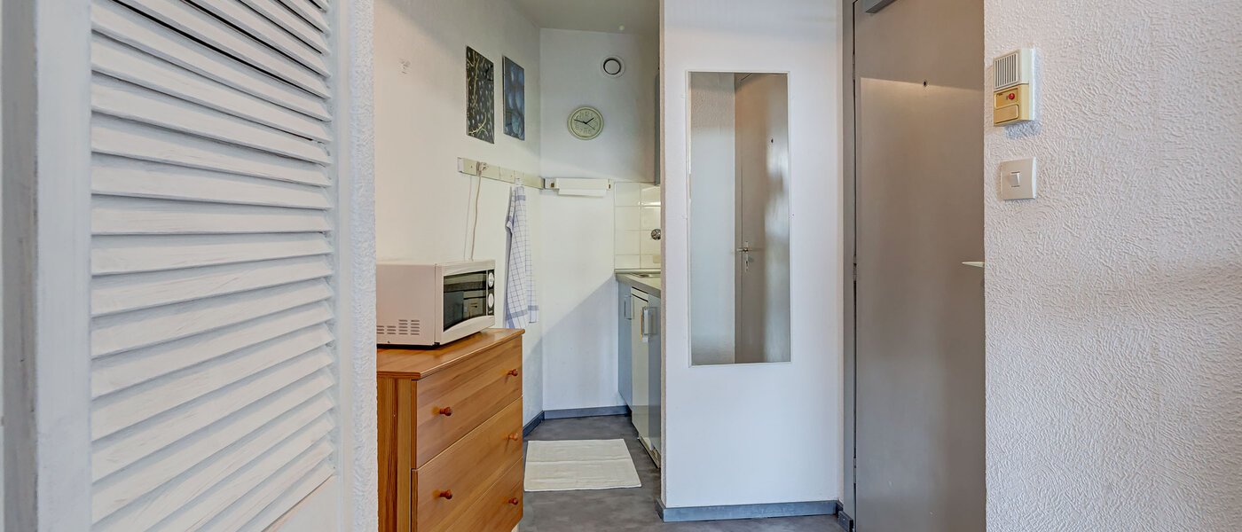 apartment München Obersendling 03 hall 3847