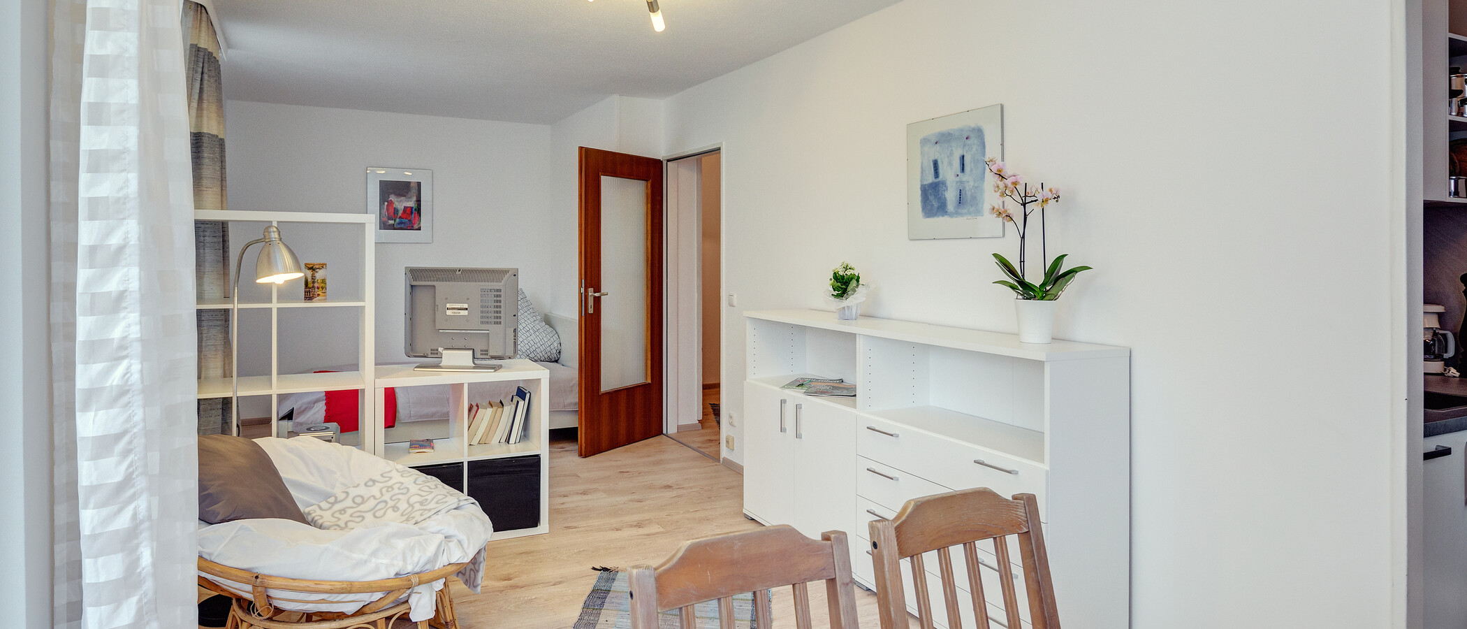 apartment München Schwabing (links der Leopoldstraße) 02 living room 386