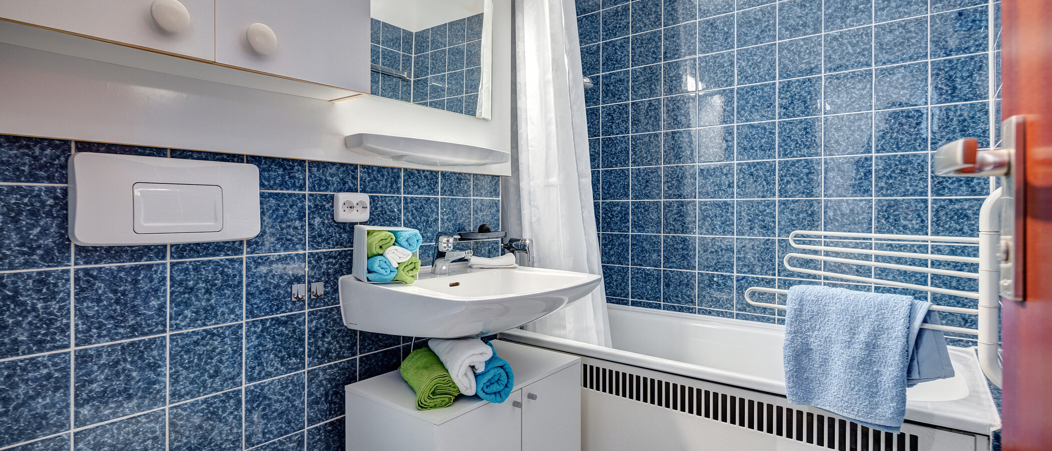apartment München Schwabing (links der Leopoldstraße) 01 bathroom 386