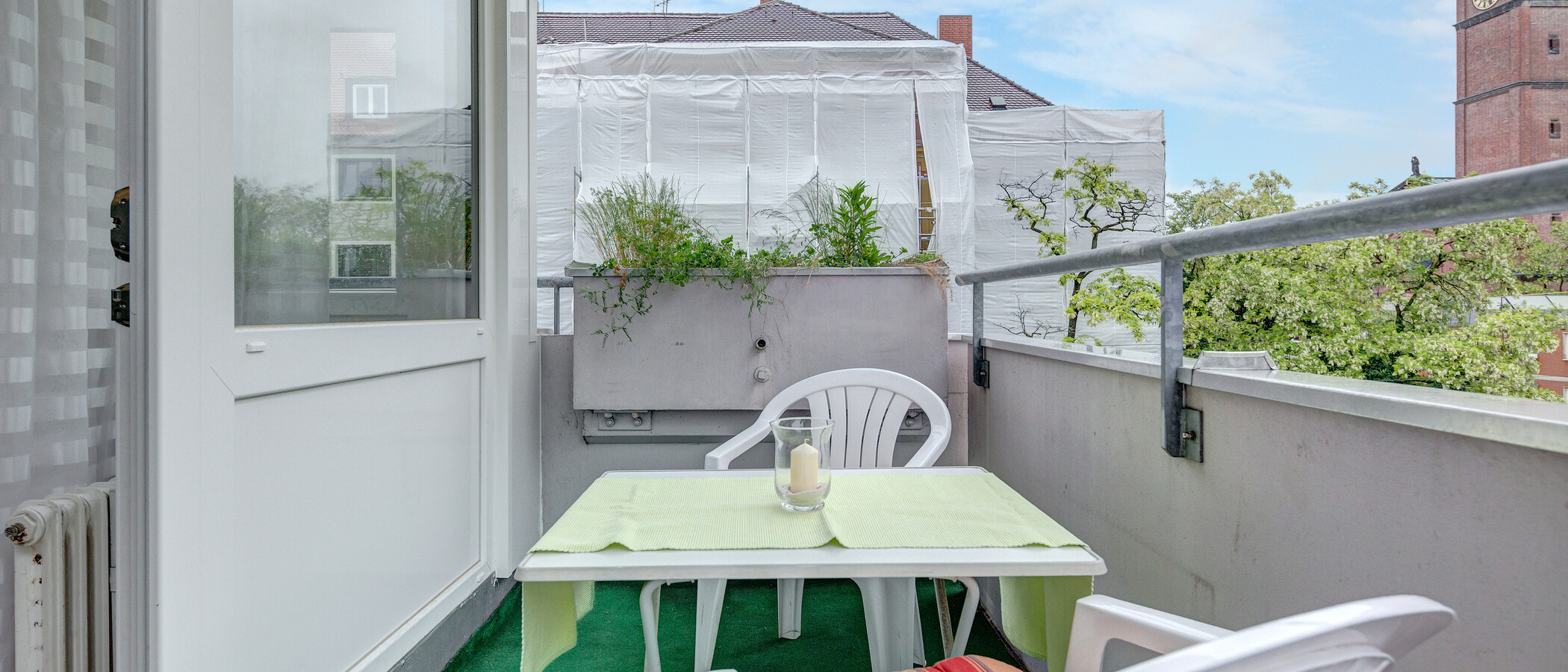 apartment München Schwabing (links der Leopoldstraße) 02 balcony 386