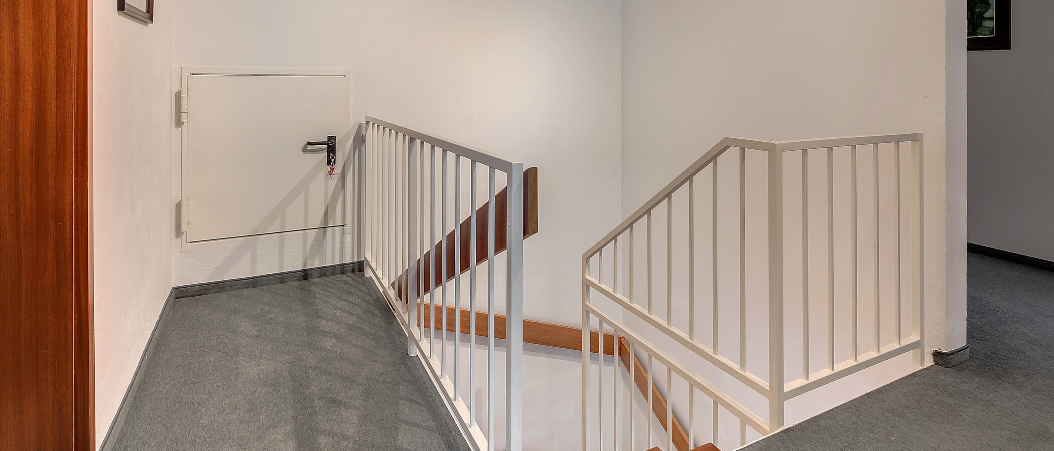 maisonette München Glockenbachviertel 05 hall 3866