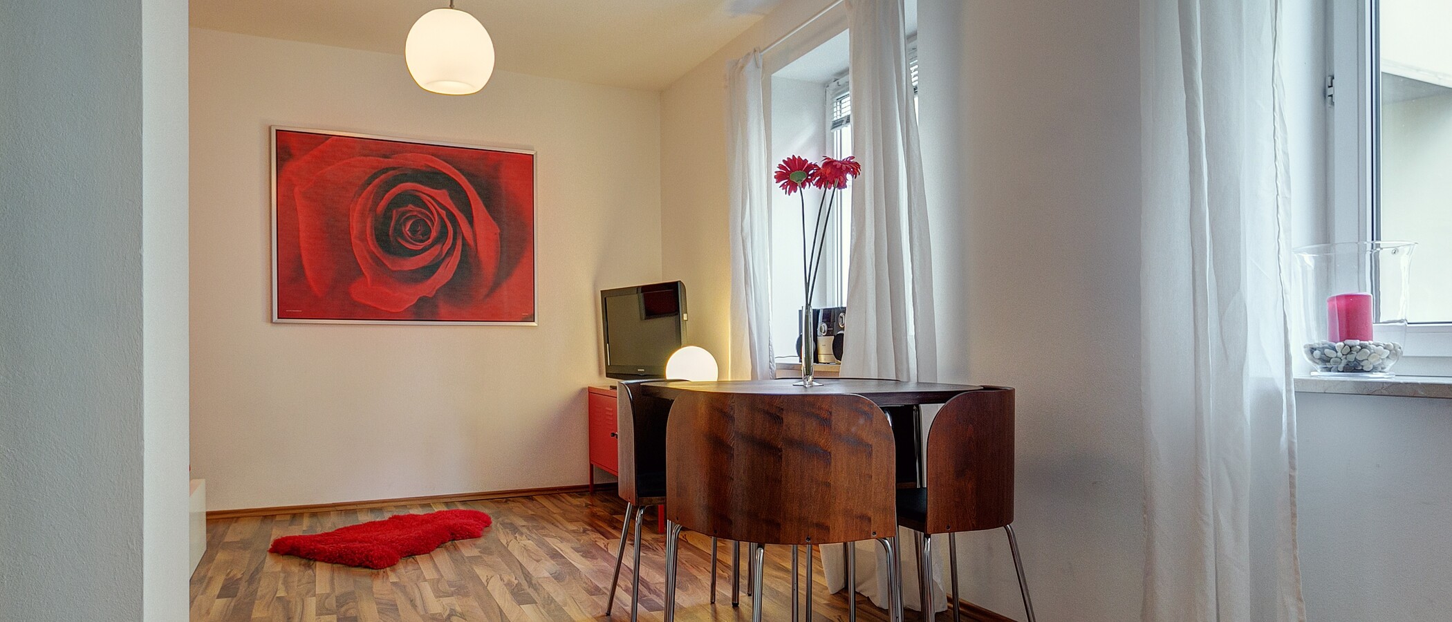 apartment München Schwabing-West (rund um den Hohenzollernplatz) 03 living room 3868