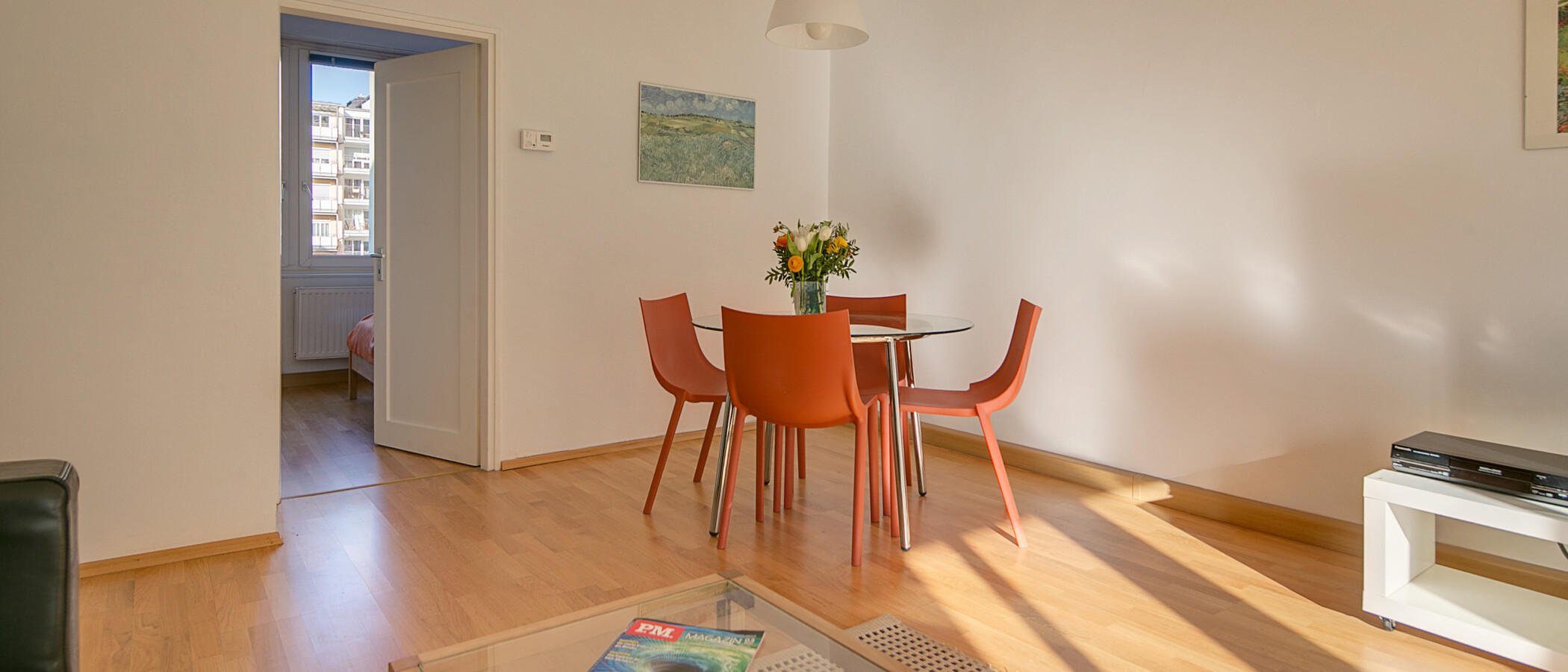apartment München Maxvorstadt - Museumsviertel 04 living room 3977